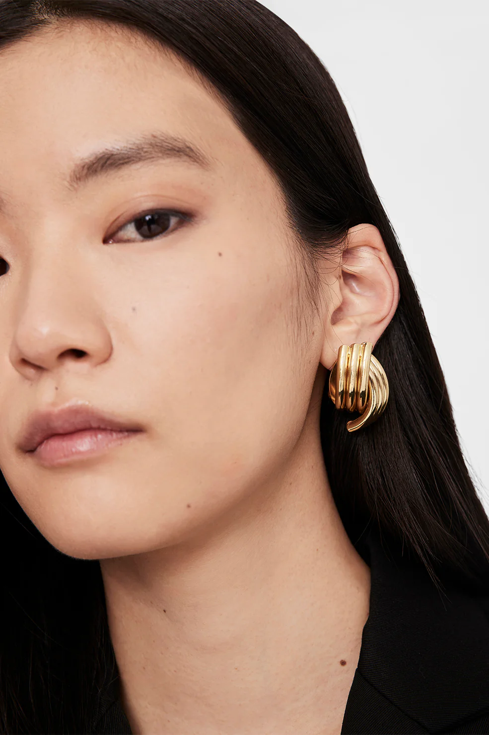 Crossover Ribbed Earrings - Gold - Image 2