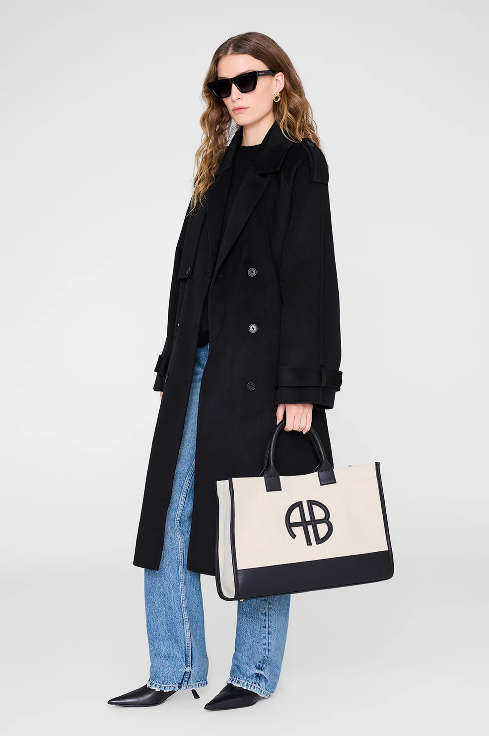 Medium Lara Tote - Natural Canvas With Black - Image 2